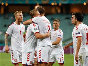 דולברג חגג עם חבריו לאחר השני (GETTY)