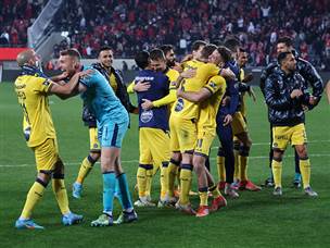 שוב שלט הצבע הצהוב (צילום: דני מרון)