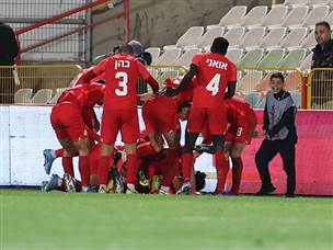 ואשדוד יכולה לנשום לרווחה עם פער של תשע נקודות מהקו האדום (לירון מולדובן)