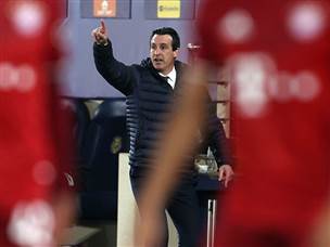 אונאי אמרי. שוב הוא עושה בית ספר לבאיירן (GETTY)