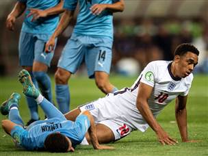 מלחמה הגנתית של הנבחרת. למקין (GETTY)