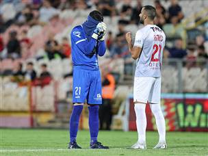 הפנים אומרות הכל (לירון מולדובן)