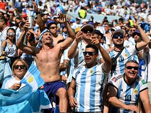 בהתחלה הם עוד חייכו (Getty)