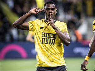 אינו חגג שש דקות לתוך תחילת המשחק (עודד קרני)