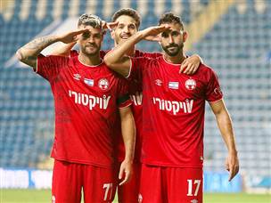 סיימה בהצדעה (אלן שיבר)