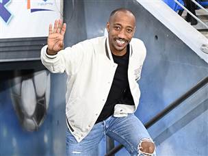 וגם מנשה זלקה הגיע מהמילואים וצפה מהצד (ברני ארדוב)