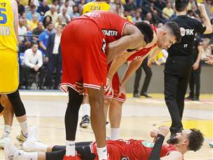 נאבקו, זה לא הספיק (אלן שיבר)