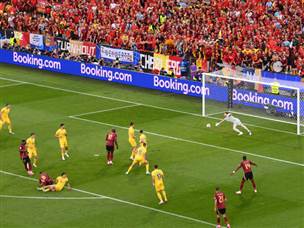 טילמנס כבש את הראשון כבר אחרי דקה ו-13 שניות (Justin Setterfield/Getty Images)