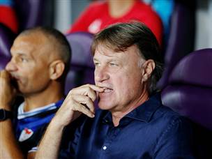 חניכיו הקשו על הצהובים. דראפיץ` (אלן שיבר)