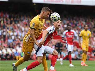 מאבקים במשך דקות ארוכות (Getty)