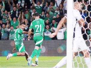 דוד פתח את החגיגה (קובי אליהו)