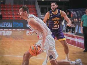 משחק הפכפך הסתיים בניצחון (FIBA)