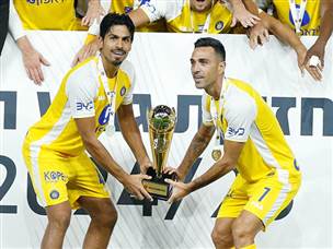 ומכבי ת“א התפנתה לחגיגות (צילום: אלן שיבר)