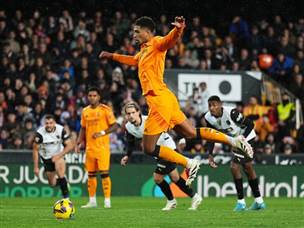 בלינגהאם החטיא פנדל. הוא עוד יחגוג בהמשך (Getty)