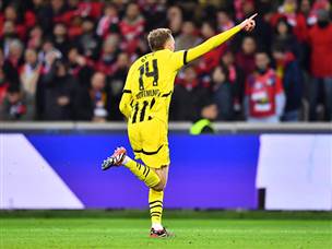 ומקס באייר השלים מהפך עם הגול הראשון שלו אי פעם באלופות (GETTY)