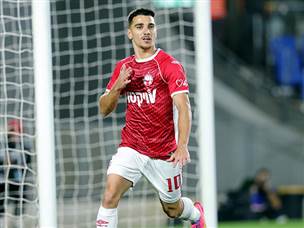 דן ביטון כבש ראשון (צילום: אלן שיבר)