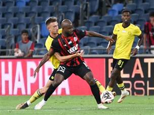 האדומים שלטו (ברני ארדוב)