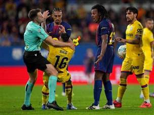 למזלו של הברזילאי, הוא לא הורחק (GETTY)