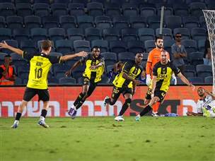 ובית“ר חגגה ניצחון גדול (צילום: קובי אליהו)