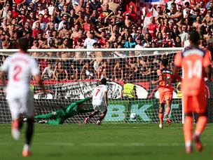רומרו הכפיל (Fran Santiago/Getty Images)