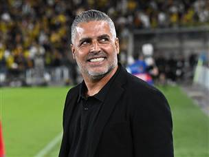 אבל סילבס יכול לחייך עם נקודה יקרה (צילום: ברני ארדוב)