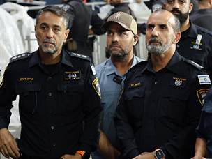 תחת אווירה משטרתית קשוחה (צילום: אלן שיבר)