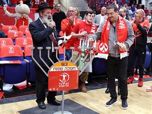 שהתקיים בארנה בירושלים בעקבות אירועי חנוכה (אלן שיבר)