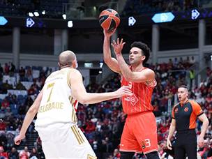 אך בראיינט היה שם בשביל האדומים עם שיאי קריירה (אלן שיבר)