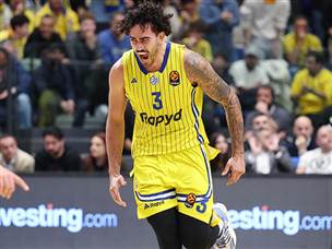 וגם סנטוס סיפק הופעה גדולה (אלן שיבר)