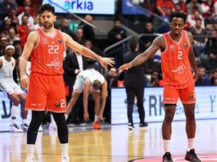 וזאת למרות שהיו רגעים של כדורסל טוב מאוד הערב (אלן שיבר)