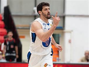 שוכמן. רעננה לא ויתרה (ספי מגריזו)