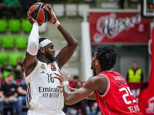 שהיתה עליונה ברוב שלבי המשחק (Photo by Yulian Todorov/Euroleague Basketball via Getty Images)