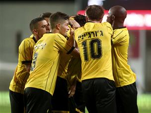 הצהובים-שחורים עדיין בלתי ניתנים לעצירה (אלן שיבר)