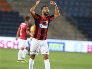 איש המשחק. בן בסט (אלן שיבר)