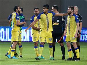 נוגעים בתואר (יוסי שקל)