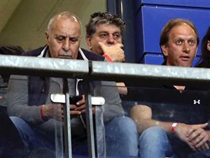 מעניין על מה שום חושב (אלן שיבר)