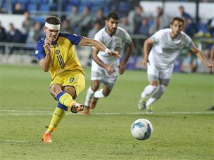 אבל קיבל את הקרדיט מאצילי וכבש מהנקודה הלבנה (אלן שיבר)