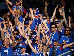 אבל מנגד היו אוהדי איסלנד, עם הצגה משלהם (getty)