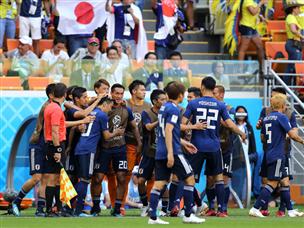 גם הספסל היפני נהנה (GETTY)