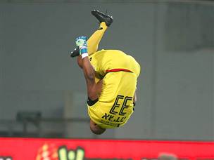 אג'ידה חוגג. העניק לחדרה ניצחון (אלן שיבר)