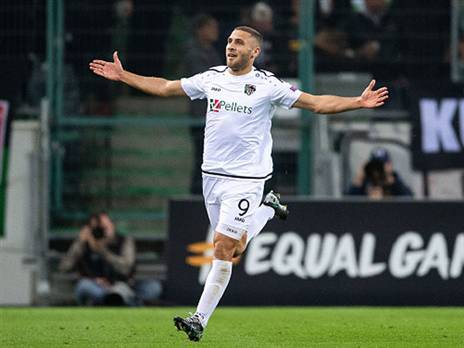 שון וייסמן. נותר מחוץ למאבק (Getty)