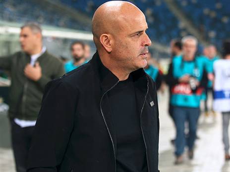 אבוקסיס, ייצא מבידוד (אלן שיבר)