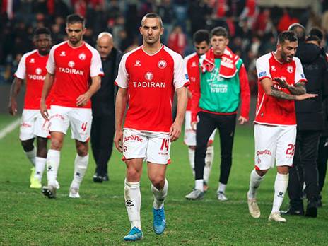 שחקני ב"ש. חזית מאוחדת נגד הבעלים (אלן שיבר)