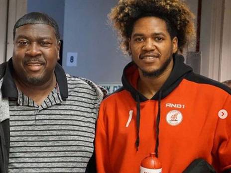 כואב הלב. טילמן ואביו