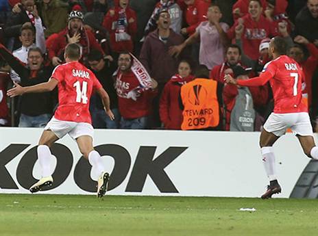 שהר חוגג את המהפך מול אינטר (צילום: אלן שיבר)