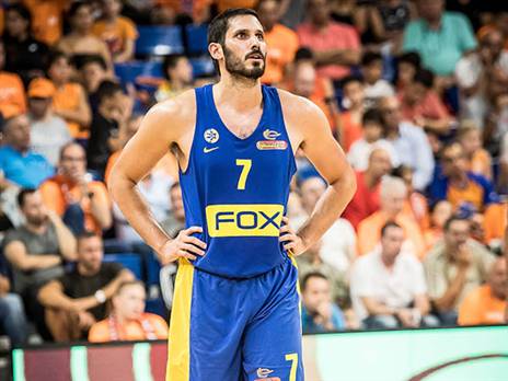 כספי. "שיתעסק בכדורסל" (עודד קרני)