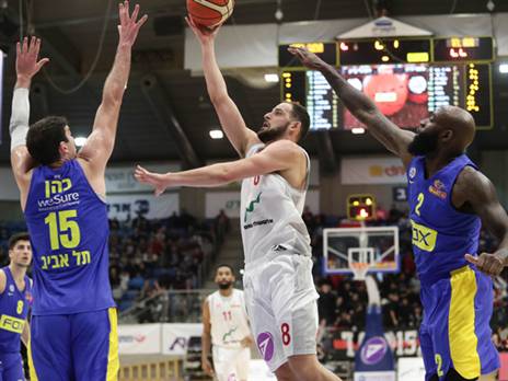 יהיה הישראלי הבכיר בחיפה. שמחון (דני מרון)