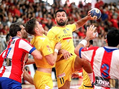 (הדר ואן קולא)