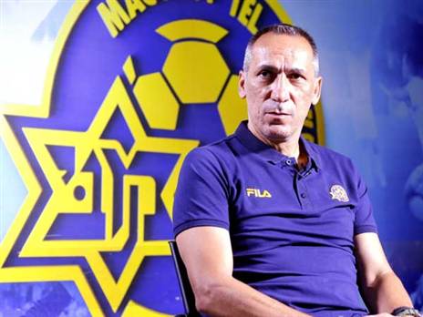 דוניס מאמין במנטליות של השחקנים (האתר הרשמי של מכבי תל אביב)