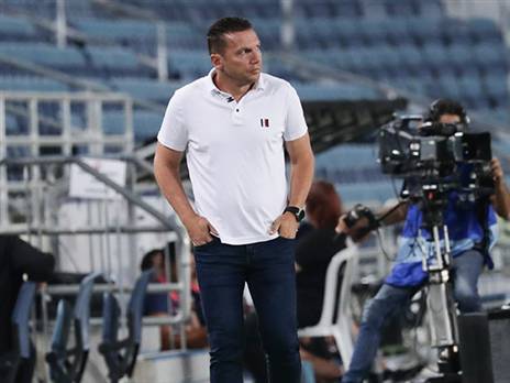 בכר. מתעסק במה שיש (דני מרון)